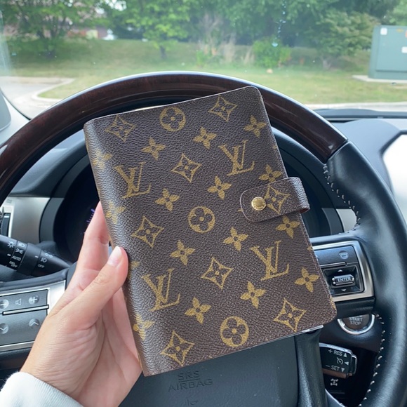 AUTHENTIC Louis Vuitton Mono Medium Ring Agenda